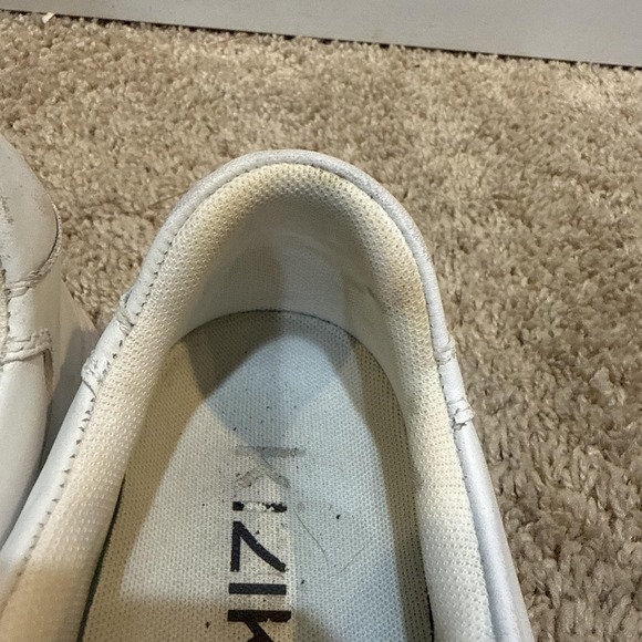 Kizik Shoes Mens Size 7.5 White Leather Hands Free Lace Comfort Casual Sneakers - Picture 7 of 10